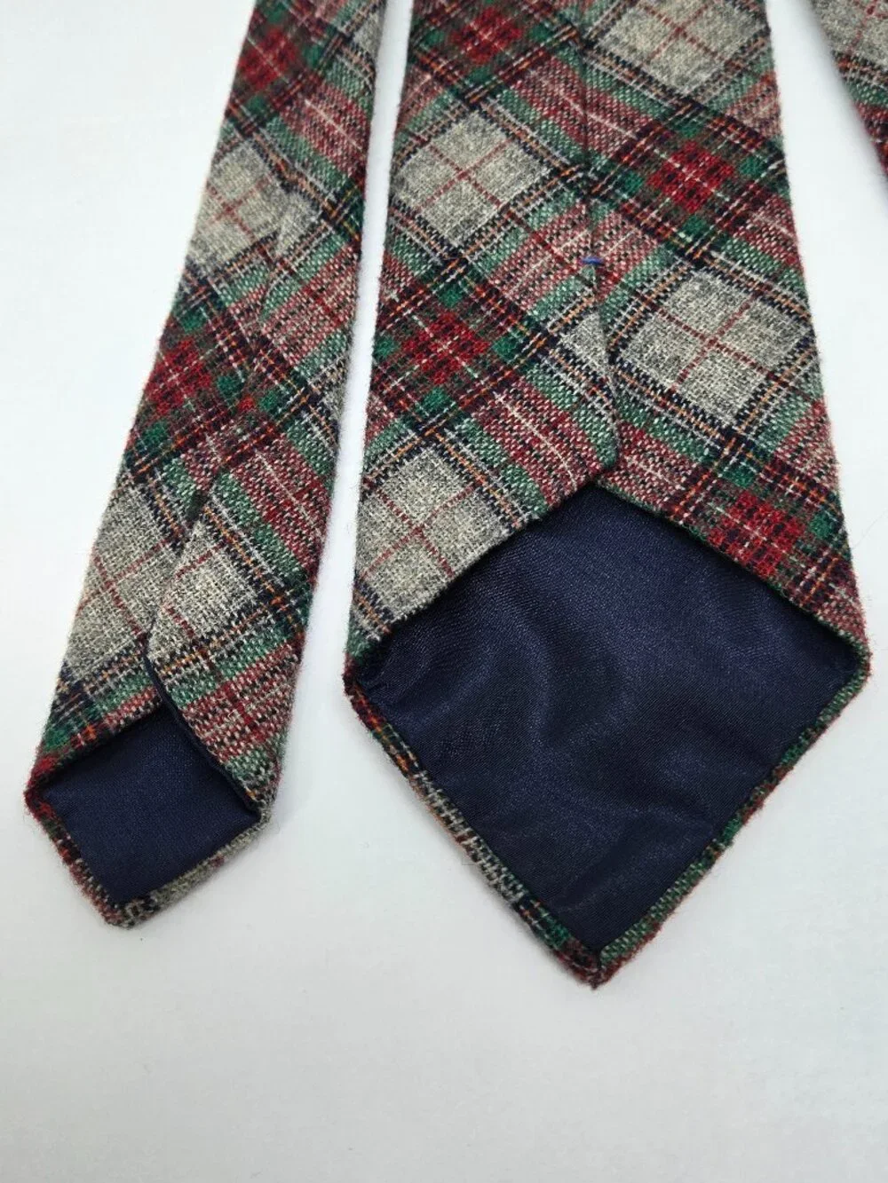Vintage Act 5 Classic Texturized Polyester Plaid Mens Tie, 1960s - 1970s